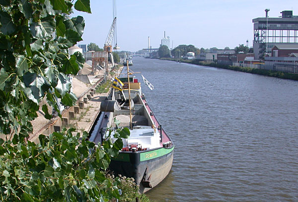 Twentekanaal bij Hengelo